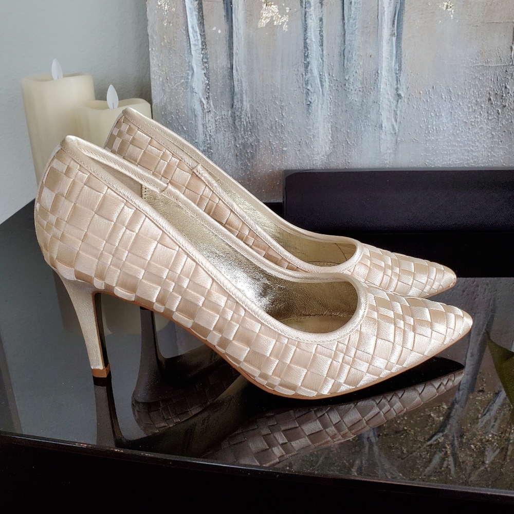 Adrianna Papell Champagne Satin Pumps